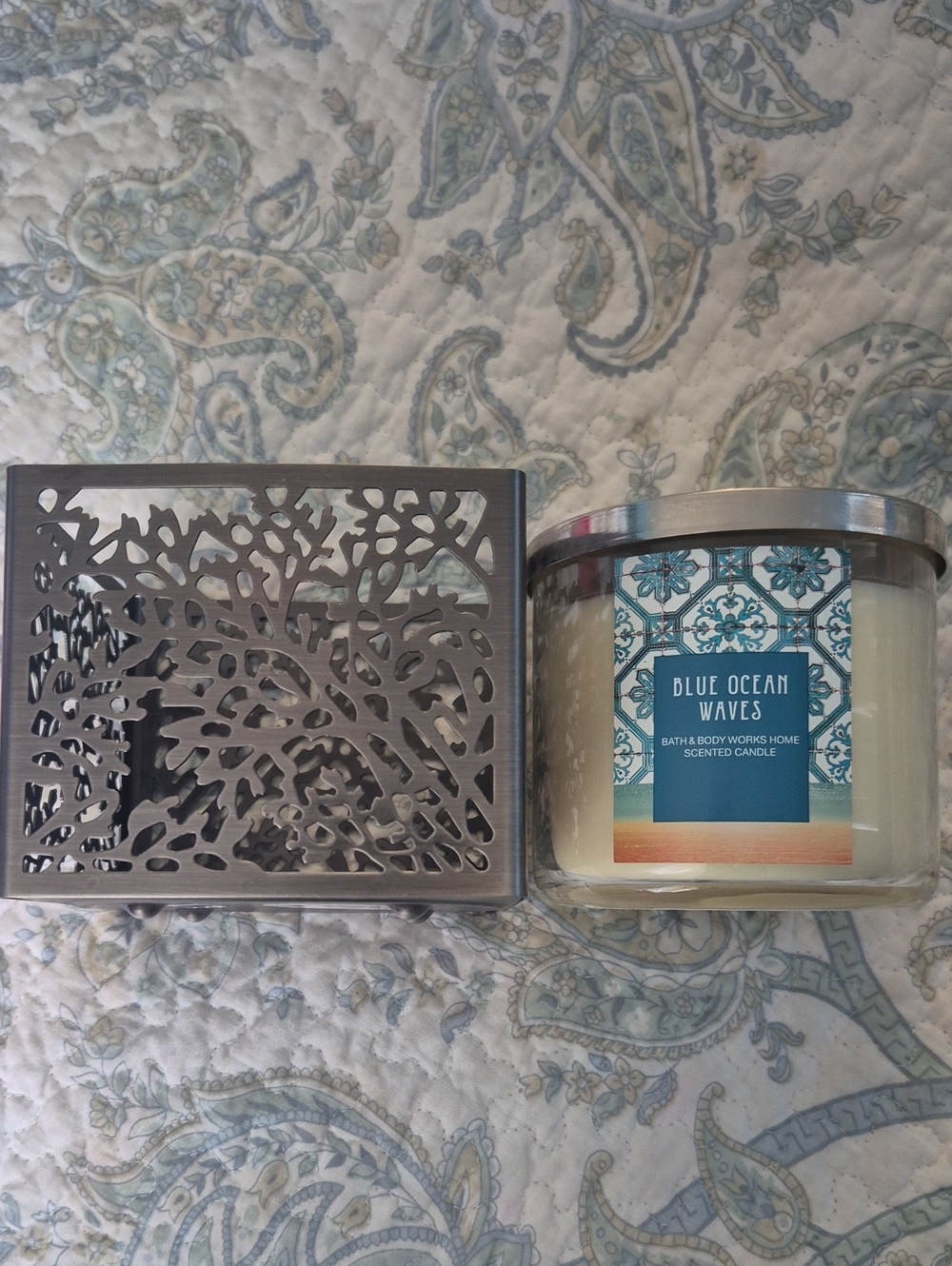 BBW 3 Wick Candle and Holder In Blue Ocean Wave and Coral Design Holder.  NWT